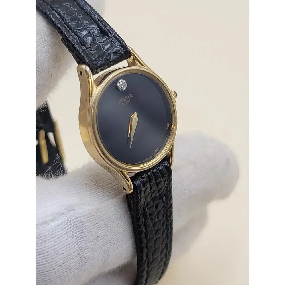 Pulsar Quarzt Women's Watch Y150-0150 Gold Tone Black Dial Diamond Accent Vtg